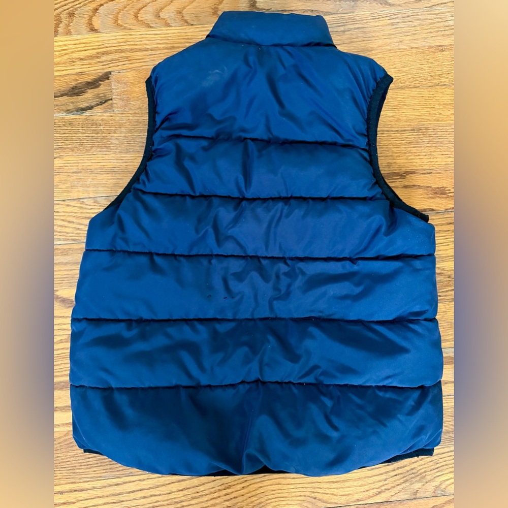 Boys GAP puffer vest - Picture 4 of 4